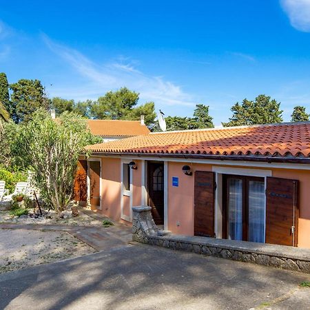 Awesome Home In Veli Losinj Exterior photo