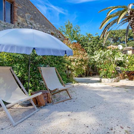 Awesome Home In Veli Losinj Exterior photo