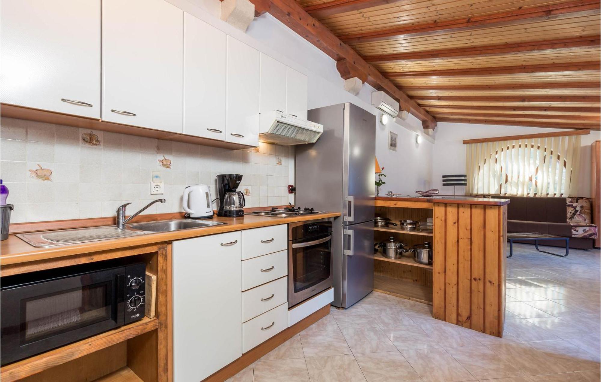 Awesome Home In Veli Losinj Exterior photo