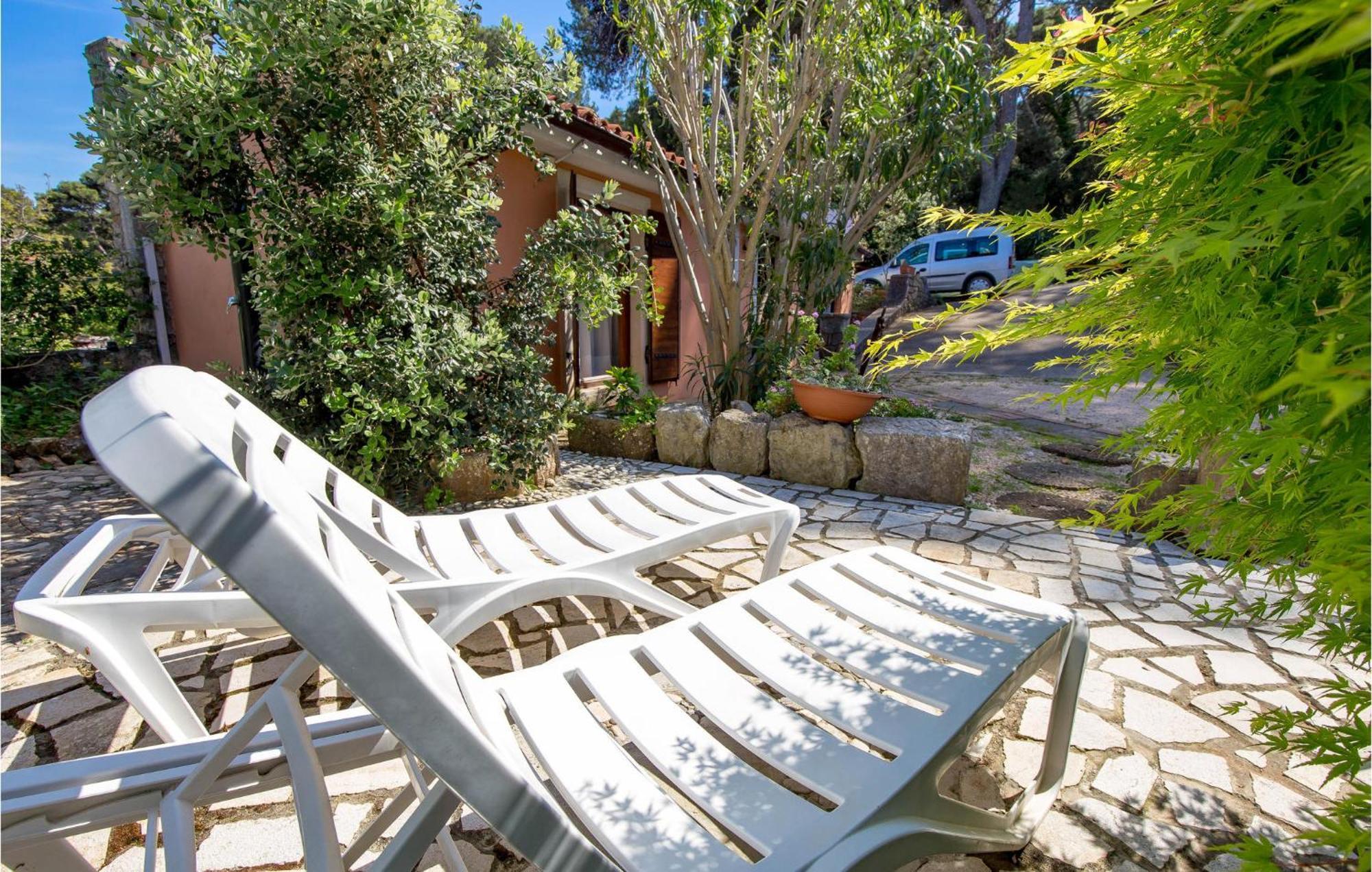 Awesome Home In Veli Losinj Exterior photo