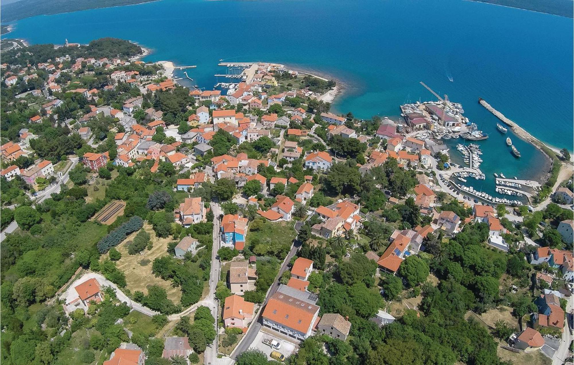 Awesome Home In Veli Losinj Exterior photo