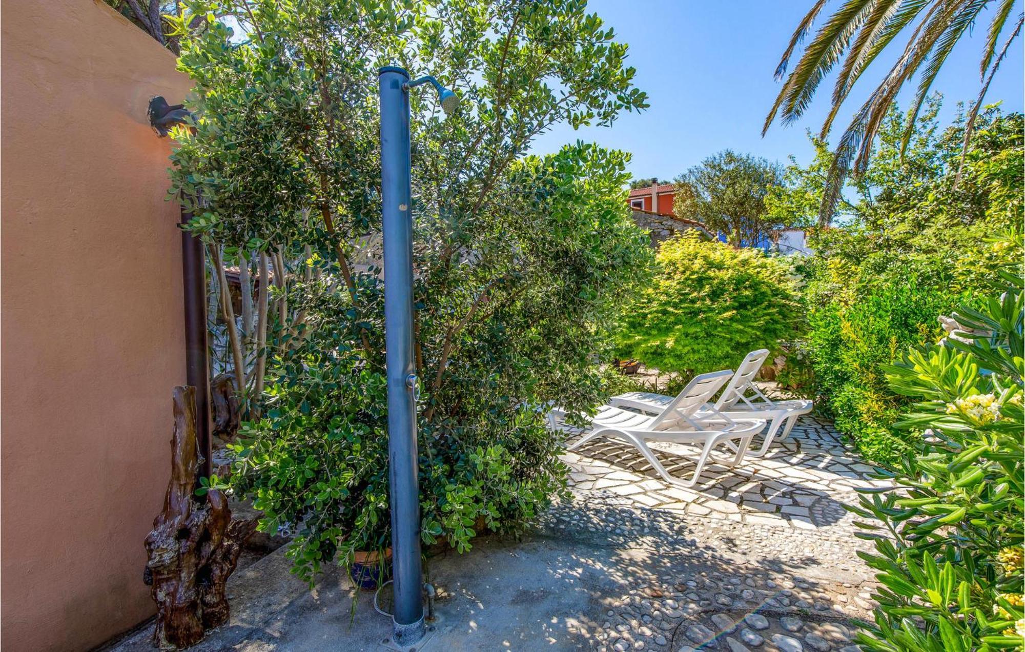 Awesome Home In Veli Losinj Exterior photo
