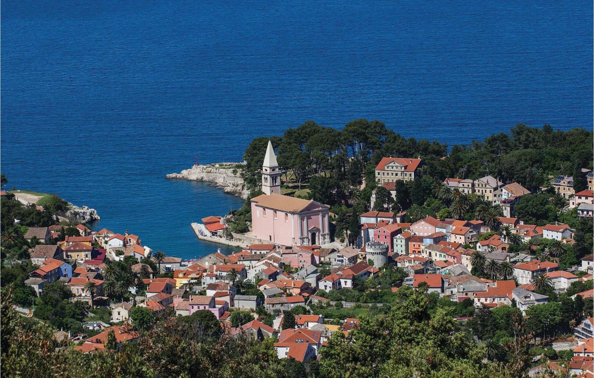 Awesome Home In Veli Losinj Exterior photo